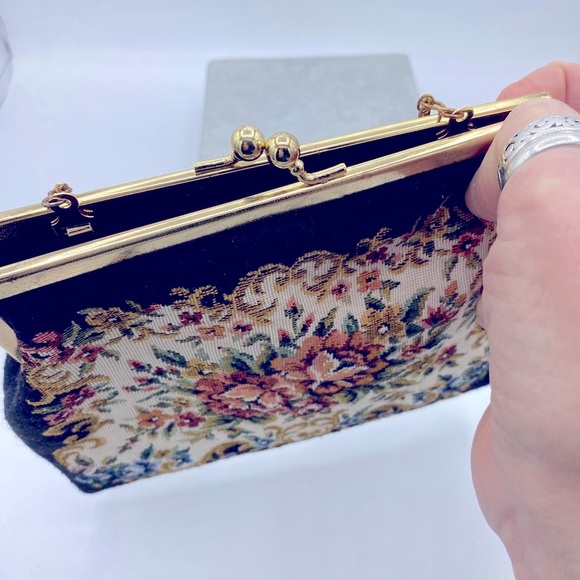Vintage Walborg Petit Point Floral Tapestry Black Purse Clutch Evening Bag - Picture 12 of 15